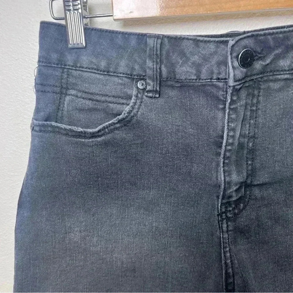 Sincerely Jules Womens Black Denim Cut Off High Waisted Shorts Size 5/27 - Picture 2 of 7